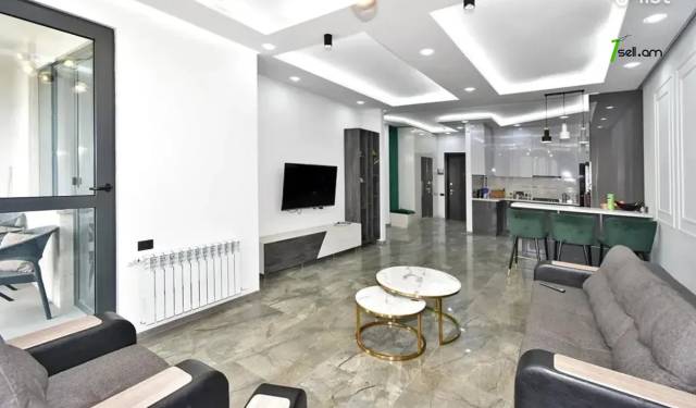 4 սենյականոց բնակարան նորակառույց շենքում Էրեբունու փողոցում, 118 ք.մ., 13/16 հարկ, 2 սանհանգույց