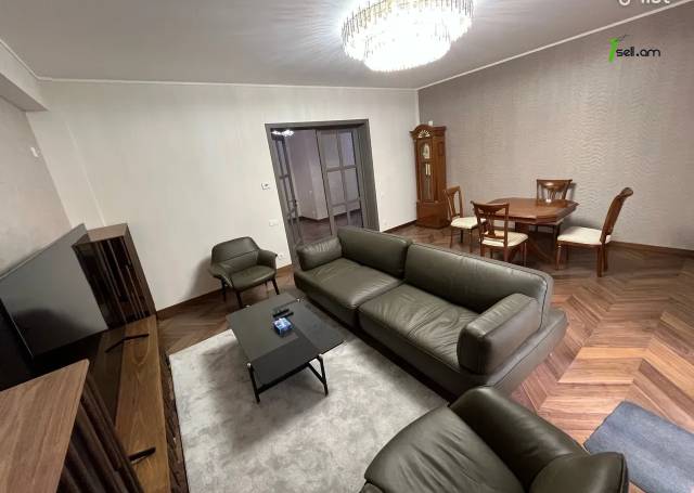 4 սենյականոց բնակարան նորակառույց շենքում Հյուսիսային պողոտայում, 180 ք.մ., 2 սանհանգույց