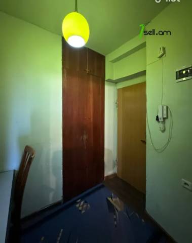 3 սենյականոց բնակարան Թումանյան փողոցում, 71 ք.մ., 3/12 հարկ, մասնակի վերանորոգում