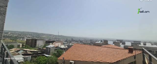 Ընդարձակ 2 սենյականոց բնակարան նորակառույց շենքում Անտառային փողոցում, 120 քմ, բարձր առաստաղներ