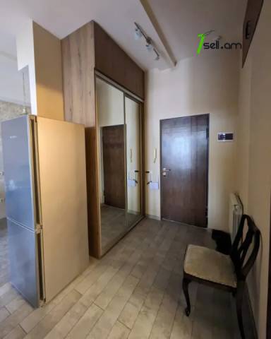 3 սենյականոց բնակարան նորակառույց շենքում Սասնա Ծռերի փողոցում, 80 քմ, 14/17 հարկ, բարձր առաստաղներ