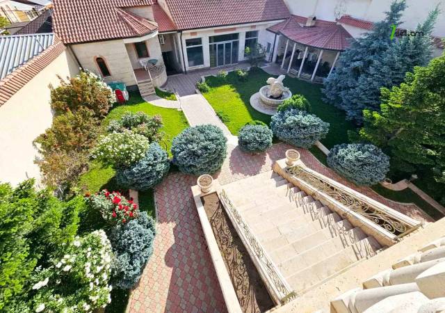 Երեք հարկանի քարե տուն Քեռու փողոցում Արաբկիրում, 1600 ք.մ., 3+ սանհանգույց, կապիտալ վերանորոգված