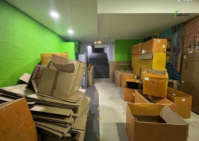 Բազմաֆունկցիոնալ գույք Տերյան փողոցում կենտրոնում, 458 քմ