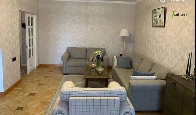 3 սենյականոց բնակարան Գայի պողոտայում, 82 ք.մ., նախավերջին հարկ, կապիտալ վերանորոգված