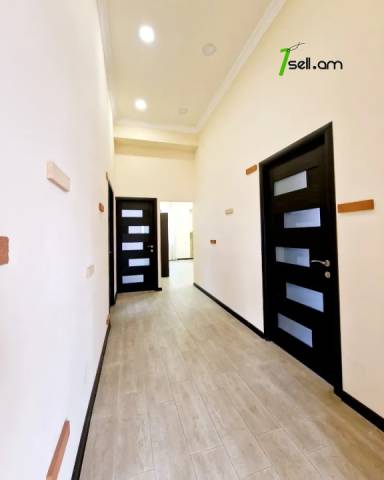 Երկու հարկանի քարե տուն, Նորք-Մարաշ վարչական շրջան Նորք Մարաշում, 1000 քմ, 3+ սանհանգույց