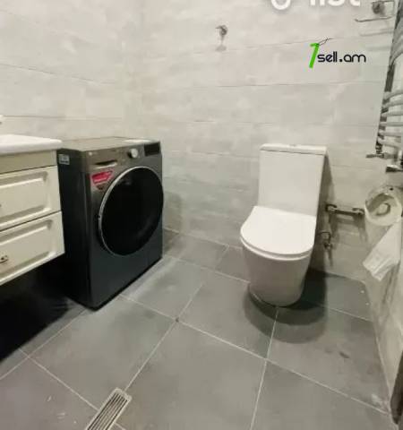 2 սենյականոց բնակարան նորակառույց շենքում Արամ Խաչատրյանի փողոցում, 63 քմ, 5/11 հարկ