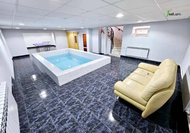 Երկու հարկանի տուն Բագրևանդի 20-րդ փողոցում Նոր Նորքում, 1830 ք.մ., 3+ սանհանգույց