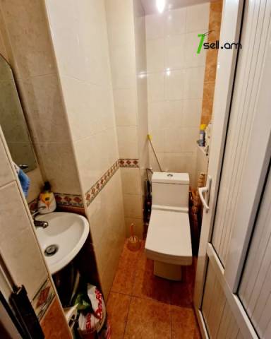 3 սենյականոց բնակարան Խորենացու փողոցում, 105 ք.մ., 2 սանհանգույց, 3/10 հարկ, կապիտալ վերանորոգված