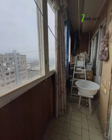 3 սենյականոց բնակարան Խորենացու փողոցում, 92 ք.մ., 2 սանհանգույց, մասնակի վերանորոգում