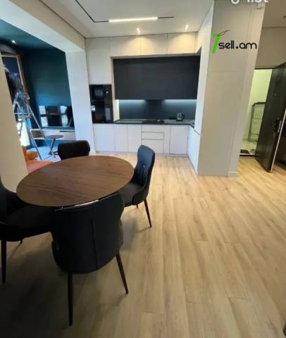 3 սենյականոց բնակարան նորակառույց շենքում Կոմիտասի պողոտայում, 55 ք.մ., 10/15 հարկ, բարձր առաստաղներ