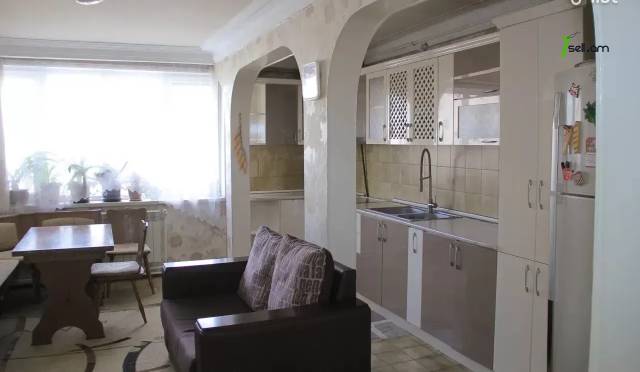 4 սենյականոց բնակարան Դրոյի փողոցում, 91 ք.մ., կապիտալ վերանորոգված, քարե շենք