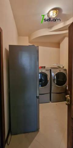 Երկու հարկանի քարե տուն Աջափնյակում, 360 ք.մ., 3+ սանհանգույց, եվրովերանորոգված