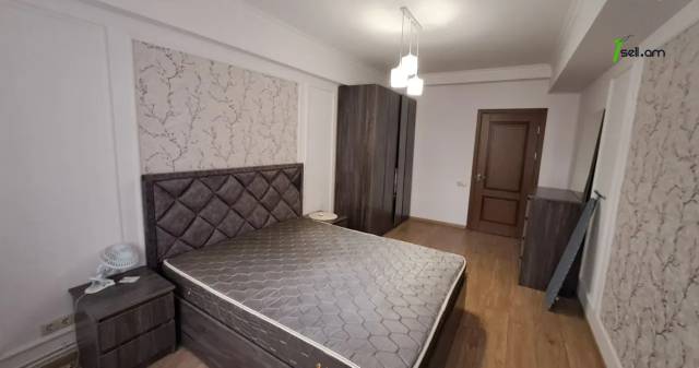 3 սենյականոց բնակարան Տերյան փողոցում, 90 քմ, 2/10 հարկ, 2 սանհանգույց, մի քանի պատշգամբ