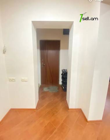 3 սենյականոց բնակարան Սասնա Ծռերի փողոցում, 109 ք.մ., 2/9 հարկ, կապիտալ վերանորոգված