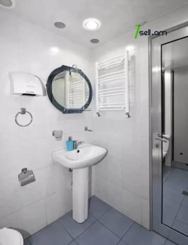 Գրասենյակային տարածք Կարապետ Ուլնեցու փողոցում Քանաքեռ Զեյթունում, 120 ք.մ.