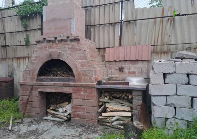 Երկու հարկանի քարե տուն Խարբերդի Աջափնյակ փողոցում Շենգավիթում, 1180 ք.մ.