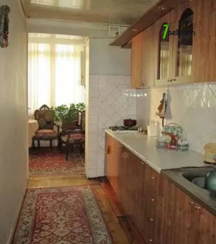 2 սենյականոց բնակարան Վահրամ Փափազյան փողոցում, 72 ք.մ., 2 սանհանգույց, մի քանի պատշգամբ, 3/5 հարկ