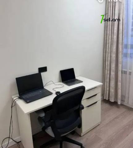 3 սենյականոց բնակարան Ամիրյան փողոցում, 72 ք.մ., 5/9 հարկ, կապիտալ վերանորոգված