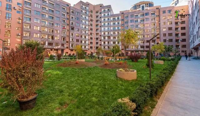 3 սենյականոց բնակարան նորակառույց շենքում Նիկողայոս Ադոնցի փողոցում, 100 ք.մ., 3/8 հարկ