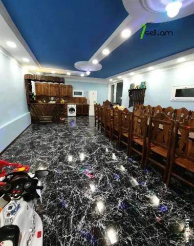 Երկու հարկանի քարե տուն 1-ին փողոցում Նուռնուսում, 120 ք.մ., 2 սանհանգույց, կապիտալ վերանորոգված