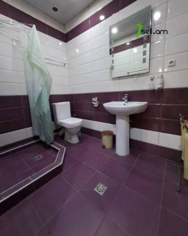 4 սենյականոց բնակարան նորակառույց շենքում Հյուսիսային պողոտայում, 130 ք.մ., 5/12 հարկ, 2 սանհանգույց