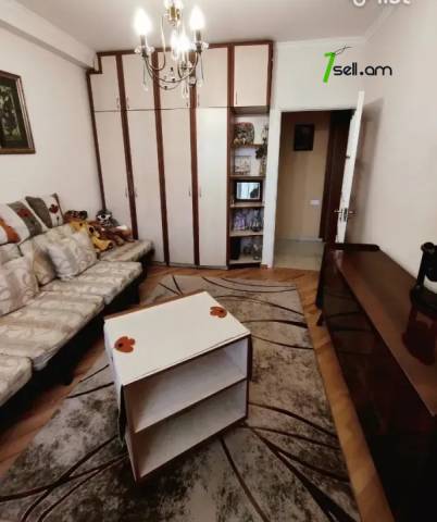 3 սենյականոց բնակարան Զաքարիա Քանաքեռցու փողոցում, 85 ք.մ., 7/11 հարկ, կապիտալ վերանորոգված