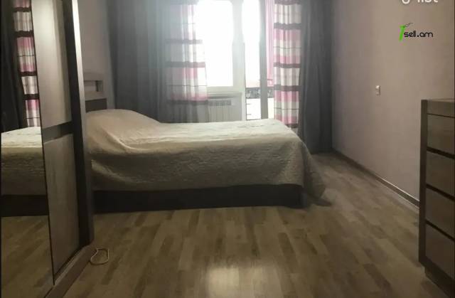 3 սենյականոց բնակարան Մարգարյան փողոցում, 78 ք.մ., 2/5 հարկ, մի քանի պատշգամբ, եվրովերանորոգված