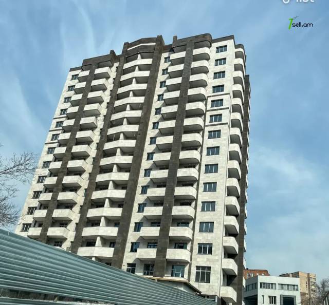 4 սենյականոց բնակարան նորակառույց շենքում Պարույր Սևակի փողոցում, 89 ք.մ., 5/15 հարկ