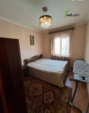 3 սենյականոց բնակարան Հունան Ավետիսյանի փողոցում, 78 ք.մ., կապիտալ վերանորոգված