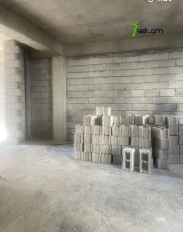 3 սենյականոց բնակարան նորակառույց շենքում Նվեր Սաֆարյան փողոցում, 78 քմ, 3/6 հարկ, բարձր առաստաղներ