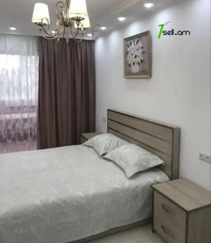 2 սենյականոց բնակարան Կոմիտասի պողոտայում, 58 ք.մ., 3/5 հարկ, կապիտալ վերանորոգված, քարե շենք