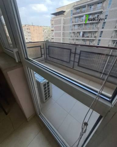 3 սենյականոց բնակարան նորակառույց շենքում Ռոստոմի փողոցում, 136 ք.մ., 2 սանհանգույց