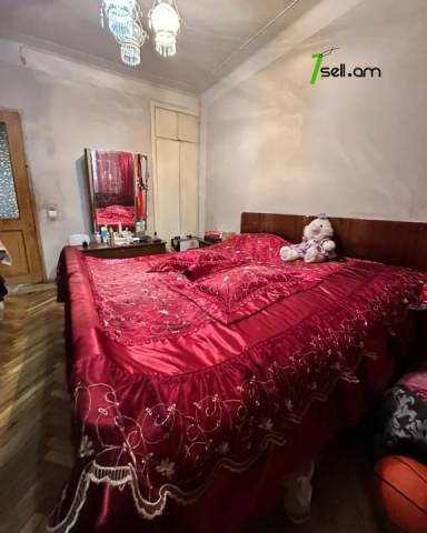 3 սենյականոց բնակարան Նանսենի փողոցում, 87 ք.մ., 3/5 հարկ, կոսմետիկ վերանորոգում, քարե շենք