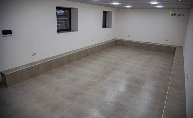 Բազմաֆունկցիոնալ գույք Բագրատունյաց պողոտայում Շենգավիթում, 190 ք.մ.