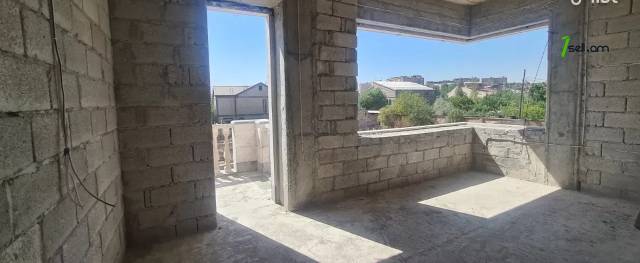 Երկու հարկանի տուն Ավանում, 240 ք.մ., 3+ սանհանգույց