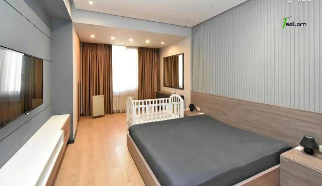 3 սենյականոց բնակարան նորակառույց շենքում Կոմիտասի պողոտայում, 106 ք.մ., բարձր առաստաղներ