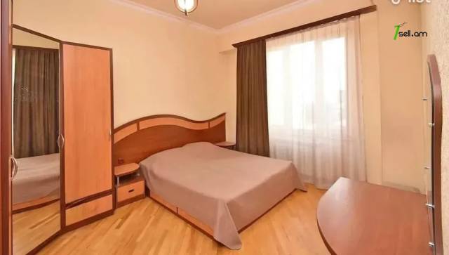 4 սենյականոց բնակարան նորակառույց շենքում Գյուլբենկյան փողոցում, 120 ք.մ., 2 սանհանգույց