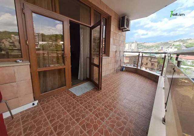 2 սենյականոց բնակարան նորակառույց շենքում Սայաթ-Նովայի պողոտայում, 59 ք.մ., 6/16 հարկ