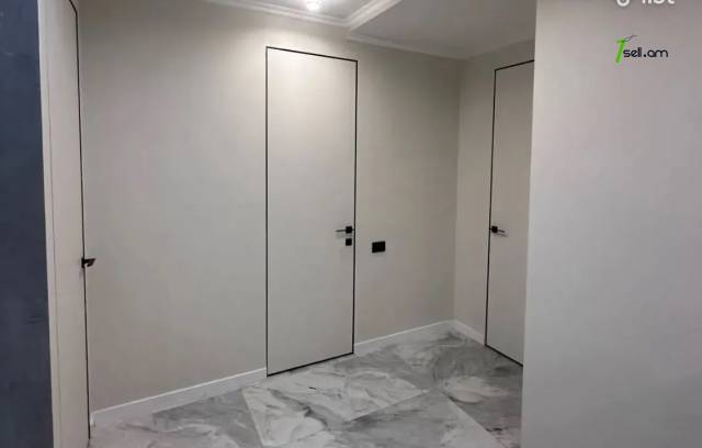 3 սենյականոց բնակարան Ամիրյան փողոցում, 74 ք.մ., 7/9 հարկ, դիզայներական ոճով վերանորոգված
