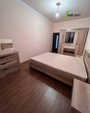 3 սենյականոց բնակարան նորակառույց շենքում Նիկողայոս Ադոնց փողոցում, 95 ք.մ., 2 սանհանգույց, 2/8 հարկ