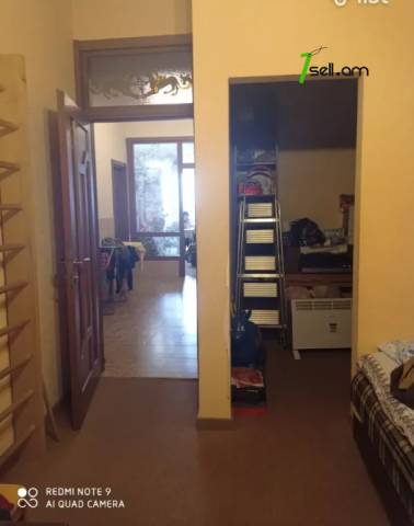 3 սենյականոց բնակարան նորակառույց շենքում Անտառային փողոցում, 107 ք.մ., 1/5 հարկ, 2 սանհանգույց