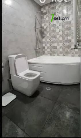 2 սենյականոց բնակարան նորակառույց շենքում Վերին Անտառային փողոցում, 70 ք.մ., բարձր առաստաղներ