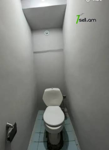 4 սենյականոց բնակարան Արամ Մանուկյանի փողոցում, 100 ք.մ., մի քանի պատշգամբ, մասնակի վերանորոգում