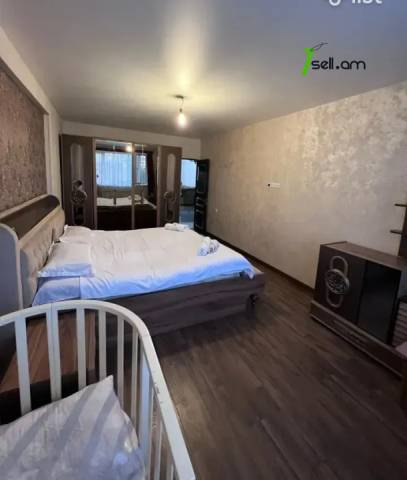 3 սենյականոց բնակարան Սարյան փողոցում, 100 ք.մ., կապիտալ վերանորոգված