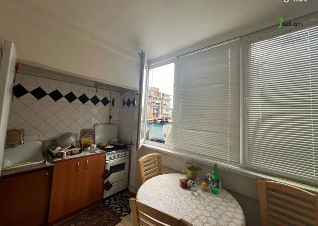 Բազմաֆունկցիոնալ գույք Վահրամ Փափազյան փողոցում Արաբկիրում, 72 ք.մ.