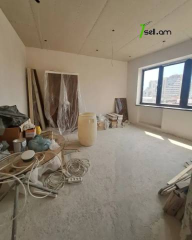 Չորս հարկանի քարե տուն Շևչենկոյի փողոցում կենտրոնում, 420 քմ, 3+ սանհանգույց, մասնակի վերանորոգում