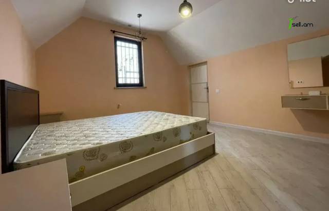 Երկու հարկանի թաունհաուզ, Shiraz St Աջափնյակում, 165 ք.մ., 2 սանհանգույց