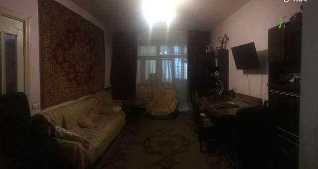 3 սենյականոց բնակարան Մամիկոնյանց փողոցում, 70 ք.մ., բարձր առաստաղներ, 1/5 հարկ, քարե շենք