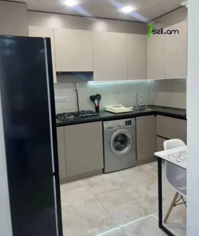 2 սենյականոց բնակարան, Դուրյան թաղամաս, 40 քմ, 1/9 հարկ, դիզայներական ոճով վերանորոգված