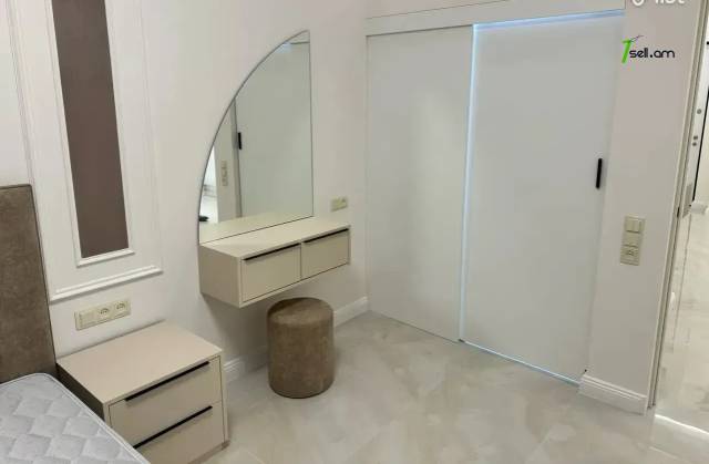 2 սենյականոց բնակարան նորակառույց շենքում Լենինգրադյան փողոցում, 67 ք.մ., 12/14 հարկ